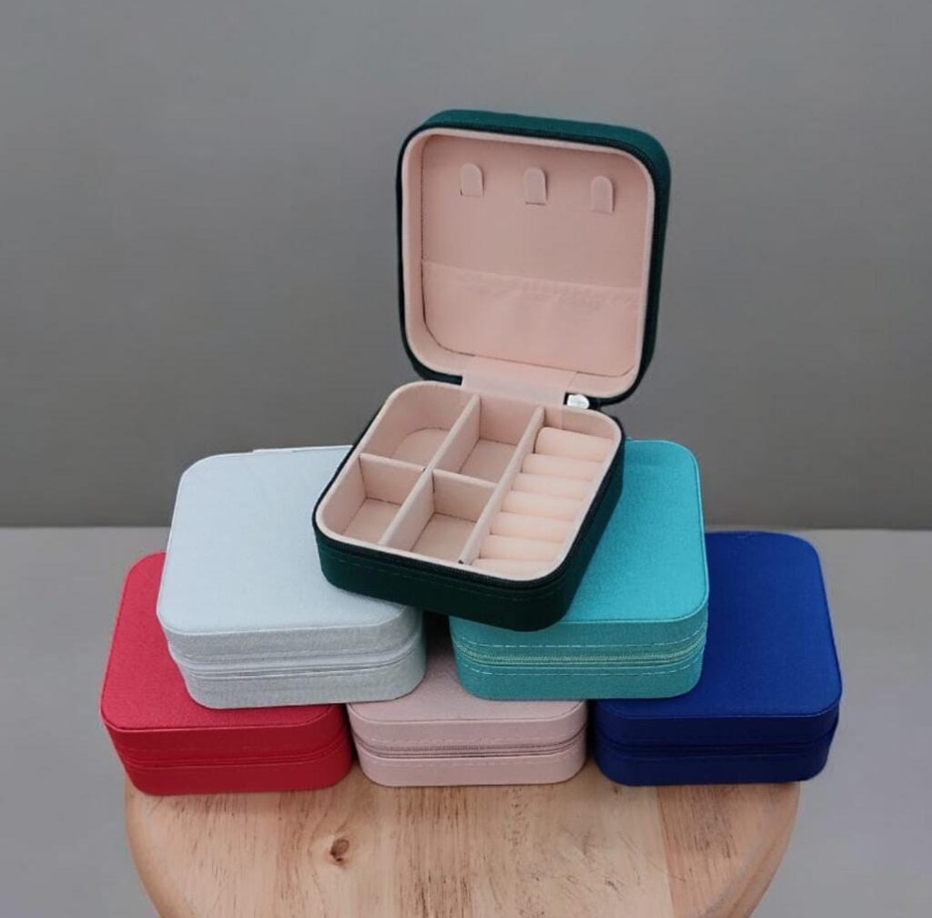 Trendy jewelry organizer for Women’s Day gifting Bangalore